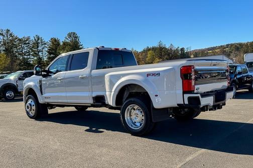 2026 Ford F-450 Platinum