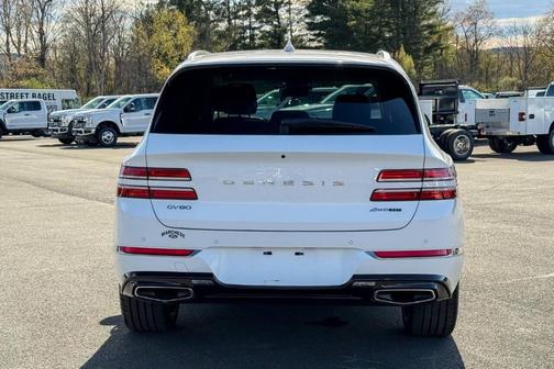 White 2024 Genesis GV80 3.5T