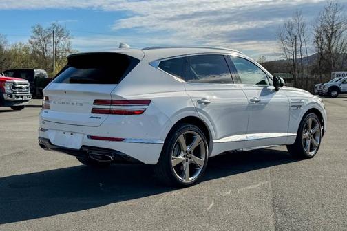 White 2024 Genesis GV80 3.5T
