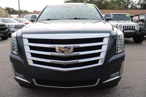 2019 Cadillac Escalade Luxury