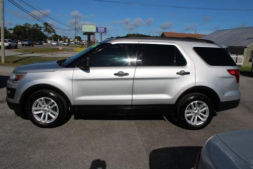 2016 Ford Explorer Base