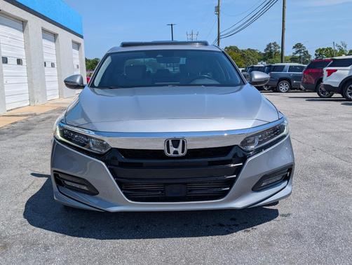 Lunar Silver Metallic 2019 Honda Accord EX-L