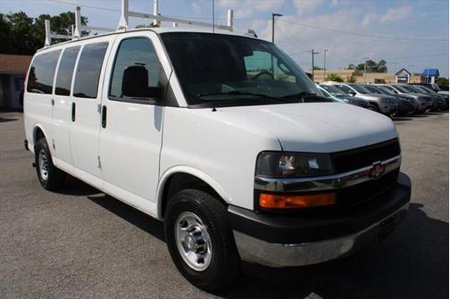 2017 Chevrolet Express 2500 LT