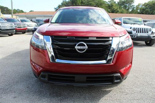 2022 Nissan Pathfinder SV 2WD