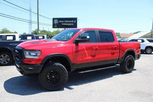 Flame Red Clearcoat 2019 RAM 1500 Rebel