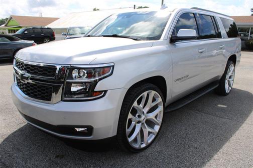 2019 Chevrolet Suburban LT