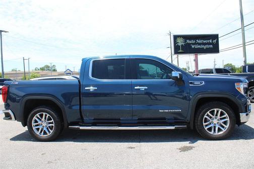 Pacific Blue Metallic 2022 GMC Sierra 1500 SLT