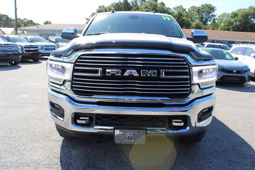 2019 RAM 2500 Laramie Crew Cab 4x4 6'4' Box