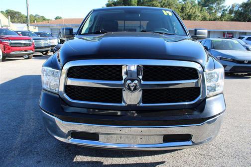 2019 RAM 1500 SLT