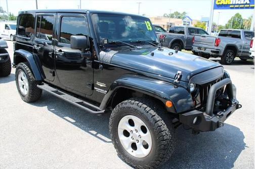 2013 Jeep Wrangler Unlimited Sahara