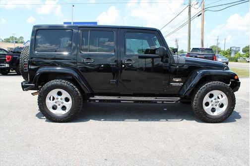 2013 Jeep Wrangler Unlimited Sahara