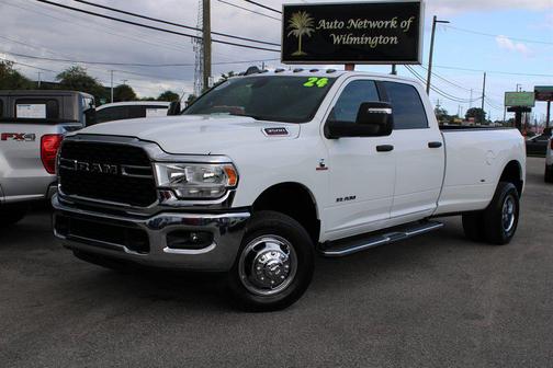 2024 RAM 3500 Big Horn Crew Cab 4x4 8' Box