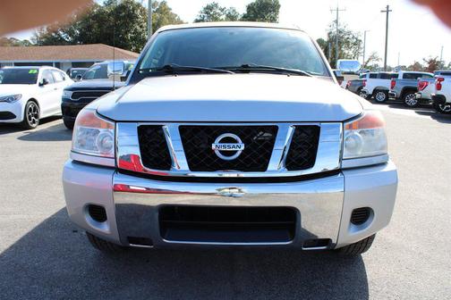 2012 Nissan Titan SV
