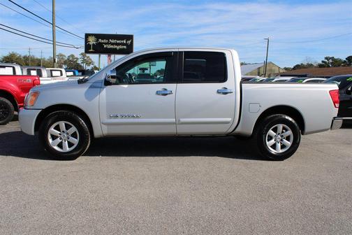 2012 Nissan Titan SV
