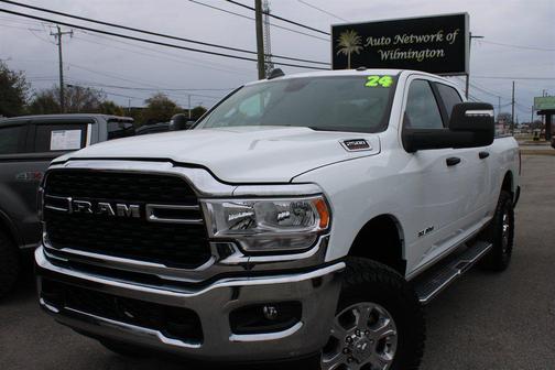 2024 RAM 2500 Big Horn Crew Cab 4x4 6'4' Box