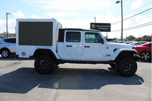 2022 Jeep Gladiator Sport S