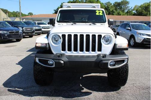 2022 Jeep Gladiator Sport S