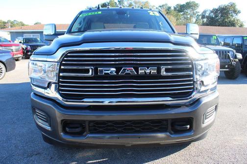 2023 RAM 3500 Laramie Crew Cab 4x4 6'4' Box