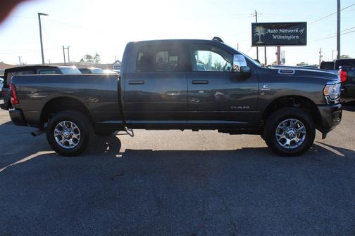 2023 RAM 3500 Laramie Crew Cab 4x4 6'4' Box