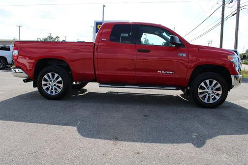 2014 Toyota Tundra SR5