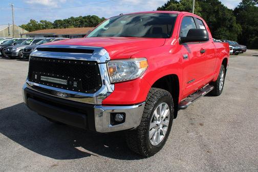 2014 Toyota Tundra SR5