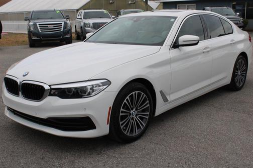 2020 BMW 530 530i