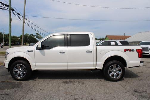 White Platinum Metallic Tri-Coat 2018 Ford F-150 Platinum