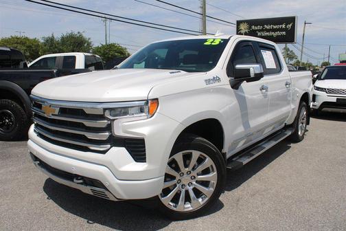 Iridescent Pearl Tricoat 2023 Chevrolet Silverado 1500 High Country