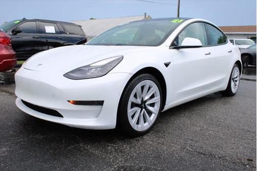 2021 Tesla Model 3 Standard Range Plus