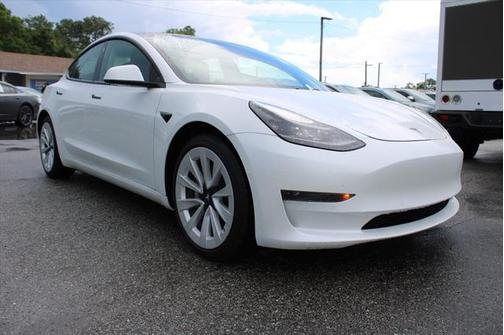 2021 Tesla Model 3 Standard Range Plus