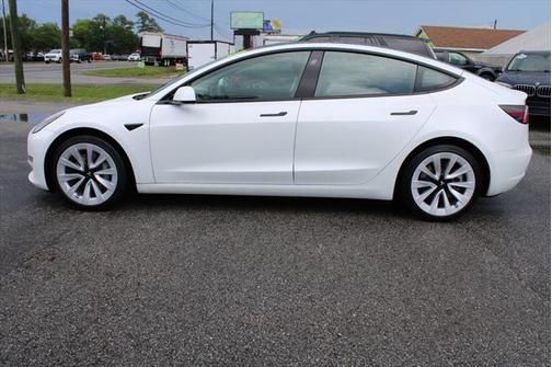 2021 Tesla Model 3 Standard Range Plus