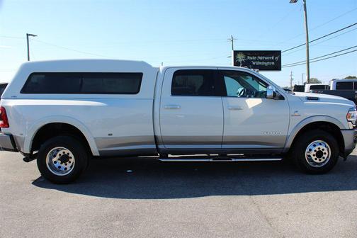 2021 RAM 3500 Laramie Crew Cab 4x2 8' Box