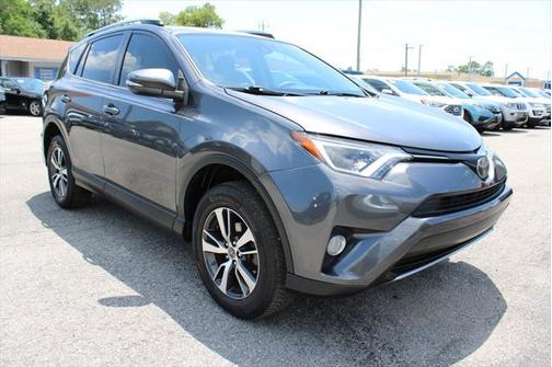 2017 Toyota RAV4 XLE