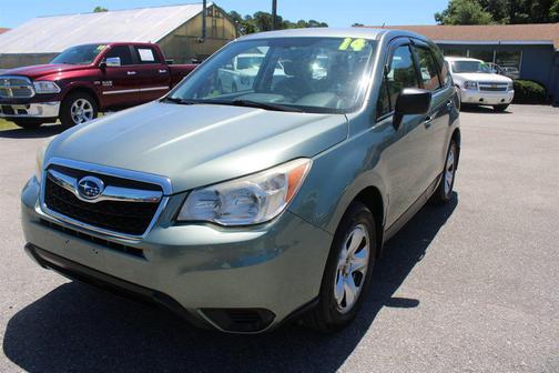 Jasmine Green Metallic 2014 Subaru Forester 2.5i