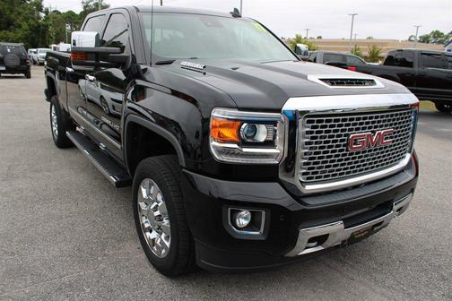 2017 GMC Sierra 2500 Denali