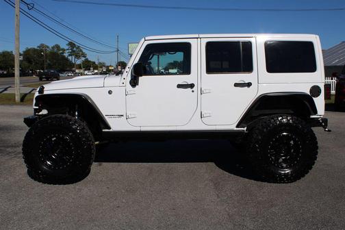 2018 Jeep Wrangler JK Unlimited Sahara