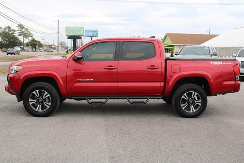 2016 Toyota Tacoma TRD Sport