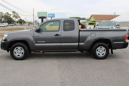 2013 Toyota Tacoma SR5
