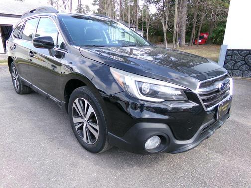 Crystal Black Silica 2019 Subaru Outback 2.5i Limited