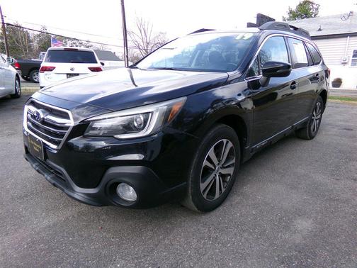 Crystal Black Silica 2019 Subaru Outback 2.5i Limited