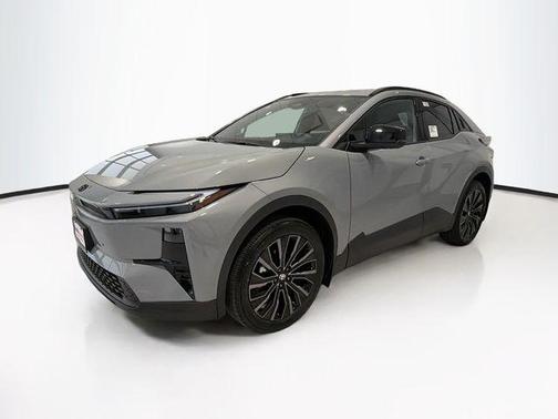 Cement 2026 Toyota C-HR XSE