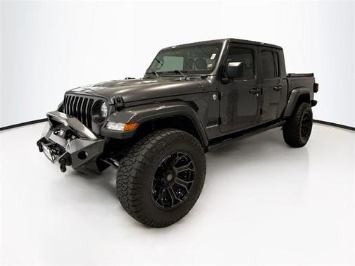 2022 Jeep Gladiator Overland