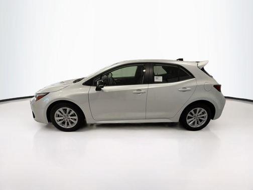 Wind Chill Pearl 2026 Toyota Corolla SE