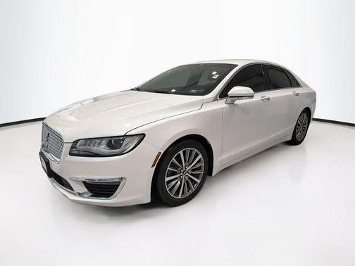 White Platinum Clearcoat Metallic 2017 Lincoln MKZ Premiere