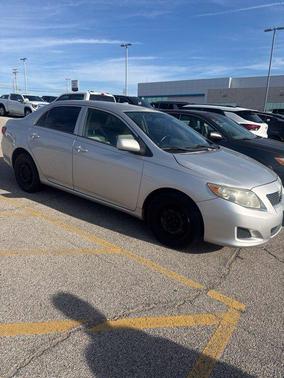 Classic Silver Metallic 2009 Toyota Corolla LE