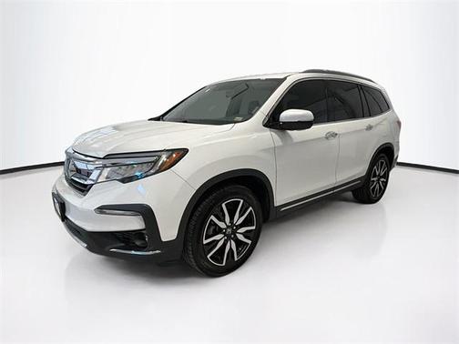 2022 Honda Pilot Touring 8-Passenger