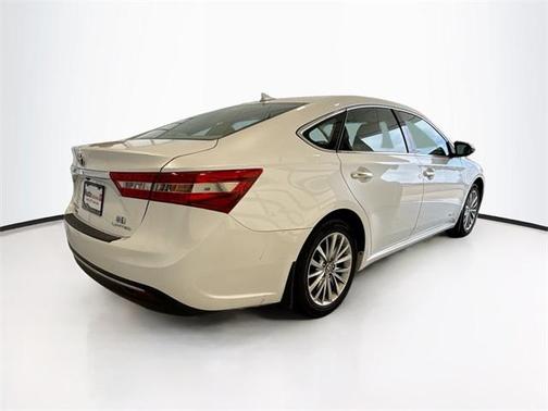 2016 Toyota Avalon Hybrid Limited
