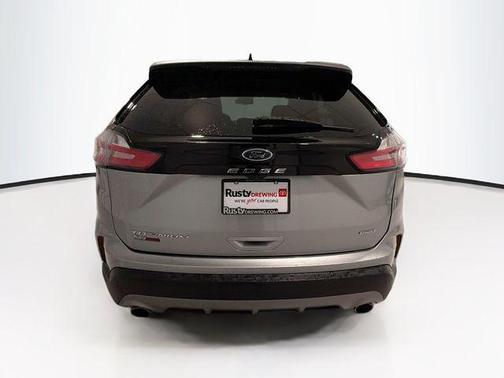 Silver Metallic 2024 Ford Edge Titanium