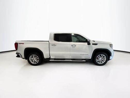 Summit White 2021 GMC Sierra 1500 SLT