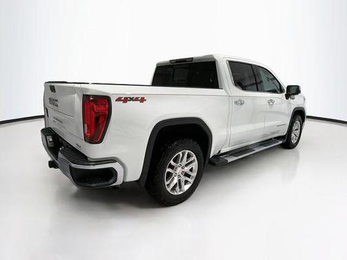 Summit White 2021 GMC Sierra 1500 SLT